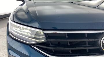 2022 Volkswagen TSI Life DSG Euro 6 5-door (Blue) - Image: 38