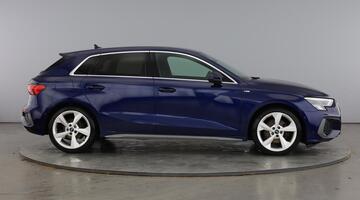2021 Audi TFSI 35 S line Sportback S Tronic Euro 6 5-door (Blue) - Image: 4
