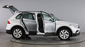 2021 Volkswagen TSI Life DSG Euro 6 5-door (Silver) - Image: 10