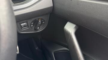 2023 Volkswagen 1.0 TSI R-Line Euro 6 5-door (Unlisted) - Image: 29