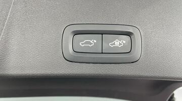 2025 Volvo 2.0 B3 MHEV Ultra Bright DCT Auto Euro 6 5-door (Blue) - Image: 30