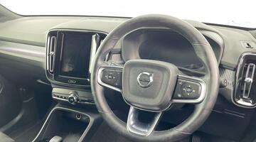 2025 Volvo 2.0 B4 MHEV Plus DCT Auto Euro 6 5-door (Grey) - Image: 10