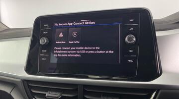 2025 Volkswagen TSI Match Euro 6 5-door (Grey) - Image: 17