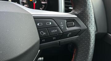 2022 SEAT TSI EVO FR Euro 6 5-door (Black) - Image: 22