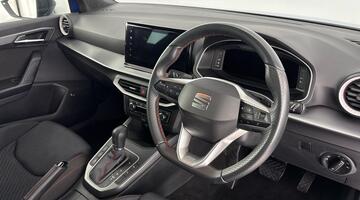 2024 SEAT 1.0 TSI FR Limited Edition DSG Euro 6 5-door (Blue) - Image: 6