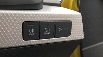 2022 Audi 1.0 TFSI 30 Black Edition Sportback Euro 6 5-door (Yellow) - Image: 24