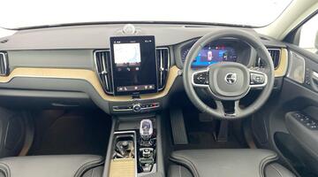 2025 Volvo 2.0 T8 18.8kWh Ultra Bright Auto Euro 6 5-door (Unlisted) - Image: 8