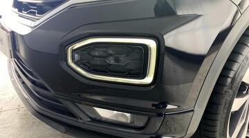 2019 Volkswagen 2.0 TDI R-Line Euro 6 5-door (Black) - Image: 38