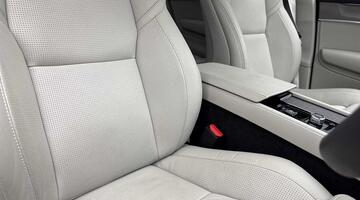 2025 Volvo 2.0 T8 18.8kWh Ultra Dark Auto 4WD Euro 6 5-door (Grey) - Image: 29