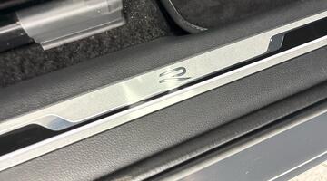 2023 Volkswagen 2.0 TDI R-Line DSG Euro 6 5-door (Grey) - Image: 30