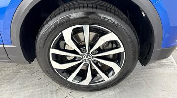 2023 Volkswagen 2.0 TDI Style DSG Euro 6 5-door (Blue) - Image: 5