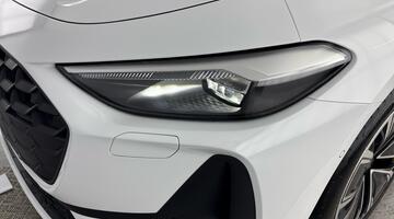 2025 Audi 2.0 e-hybrid5.9kWh Technik Saloon S Tronic quattro Euro 6 5-door (White) - Image: 38