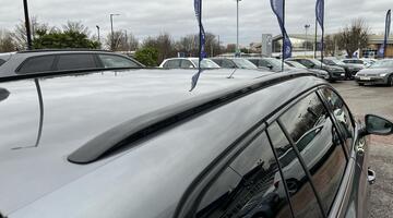 2025 Volkswagen ETSI MHEV R-Line DSG Euro 6 5-door (Grey) - Image: 36