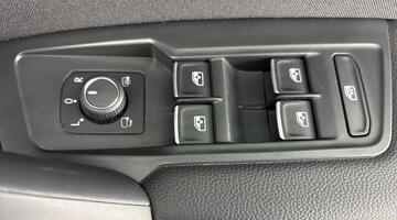 2022 Volkswagen TSI Elegance DSG Euro 6 5-door (Silver) - Image: 20