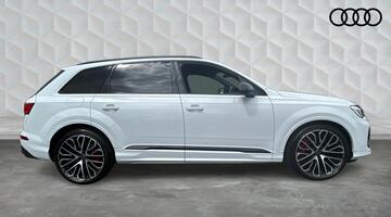 2025 Audi 4.0 TFSI V8 Black Edition Tiptronic quattro Euro 6 5-door (White) - Image: 4