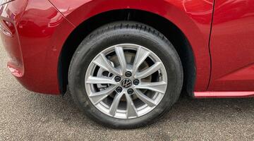 2025 Volkswagen TSI eHybrid 19.7kWh Ocean DSG 4Motion Euro 6 4-door (Red) - Image: 10