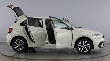 2025 Volkswagen 1.0 TSI Match Euro 6 5-door (Grey) - Image: 10