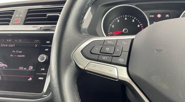 2022 Volkswagen TSI Active Euro 6 5-door (White) - Image: 12