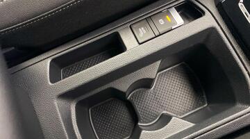 2019 Volkswagen 2.0 TDI R-Line Euro 6 5-door (Black) - Image: 21