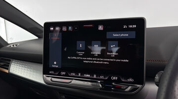 2025 CUPRA E-Boost 59kWh V1 Auto 5-door (Blue) - Image: 17