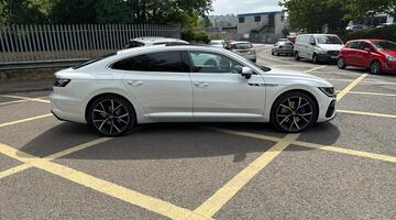 2025 Volkswagen 2.0 TSI R Fastback DSG 4Motion Euro 6 5-door (White) - Image: 14