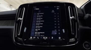 2025 Volvo 2.0 B3 MHEV Ultra Dark DCT Auto Euro 6 5-door (Black) - Image: 37