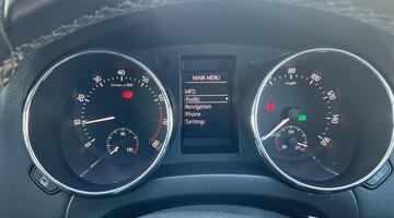 2017 Škoda TSI SE L Drive Outdoor DSG Euro 6 5-door (Grey) - Image: 32