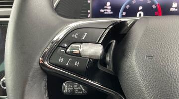 2023 Škoda TSI ACT SE L DSG Euro 6 5-door (Blue) - Image: 24