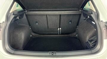 2022 Volkswagen 2.0 TDI Elegance DSG Euro 6 5-door (White) - Image: 32