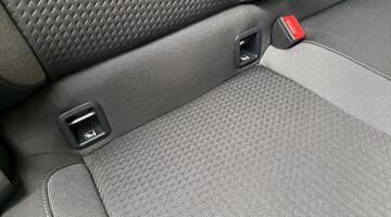 2025 Volkswagen 1.0 TSI Match Euro 6 5-door (Silver) - Image: 16