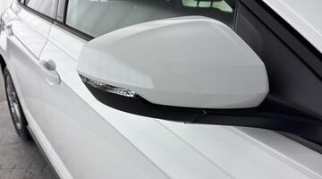 2025 Volkswagen 1.0 TSI R-Line DSG Euro 6 5-door (White) - Image: 41