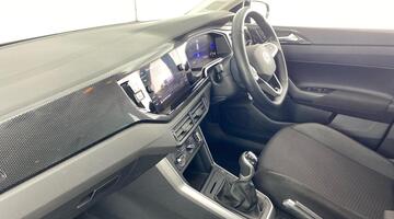 2022 Volkswagen 1.0 EVO Life Euro 6 5-door (Black) - Image: 2