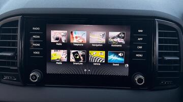 2022 Škoda TSI ACT SportLine DSG Euro 6 5-door (White) - Image: 8