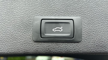 2025 Audi TFSI CoD 35 S line S Tronic Euro 6 5-door (Black) - Image: 21