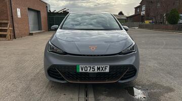 2025 CUPRA E-Boost 59kWh V1 Auto 5-door (Grey) - Image: 9