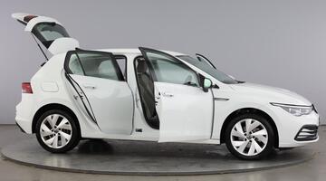 2023 Volkswagen TSI Style Euro 6 5-door (White) - Image: 10