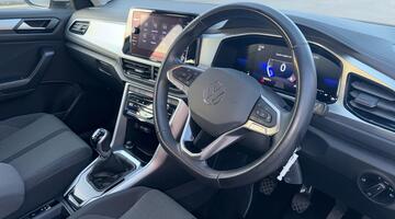 2023 Volkswagen 1.0 TSI Life Euro 6 5-door (Grey) - Image: 6