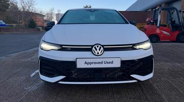 2025 Volkswagen ETSI MHEV Black Edition DSG Euro 6 5-door (White) - Image: 9