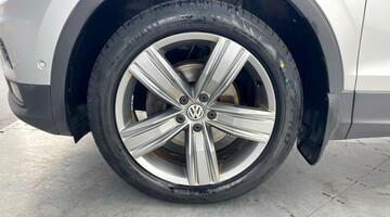 2019 Volkswagen 2.0 TDI Match 4Motion Euro 6 5-door (Silver) - Image: 37