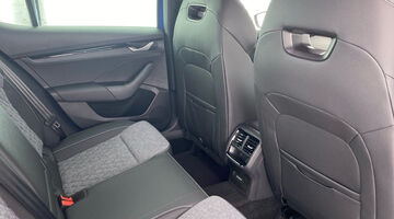 2025 Škoda 2.0 TDI SportLine DSG Euro 6 5-door (Blue) - Image: 30