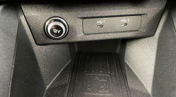 2025 Audi TFSI 35 S line Sportback S Tronic Euro 6 5-door (White) - Image: 16