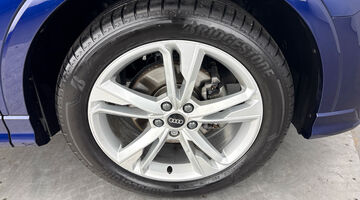 2024 Audi TFSI CoD 35 S line Euro 6 5-door (Blue) - Image: 5