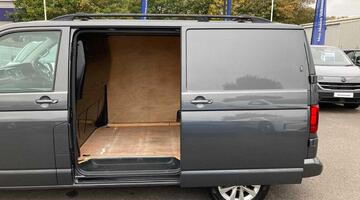 2022 Volkswagen 2.0 TDI T30 Highline DSG FWD SWB Euro 6 5-door (Grey) - Image: 15