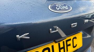 2021 Ford EcoBlue Titanium Edition Auto Euro 6 5-door (Blue) - Image: 30