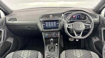 2023 Volkswagen TSI R-Line DSG Euro 6 5-door (Blue) - Image: 8