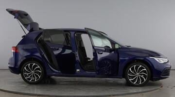2023 Volkswagen TSI Life Euro 6 5-door (Blue) - Image: 10
