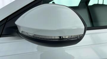 2023 Volkswagen 1.0 TSI Life DSG Euro 6 5-door (White) - Image: 33