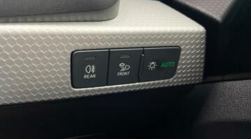 2025 Audi 1.0 TFSI 30 S line Sportback S Tronic Euro 6 5-door (White) - Image: 20