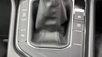 2020 Volkswagen TSI Life DSG Euro 6 5-door (White) - Image: 12