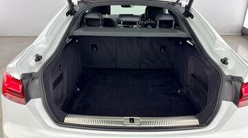 2021 Audi 2.0 TDI 35 S line Sportback S Tronic Euro 6 5-door (White) - Image: 32